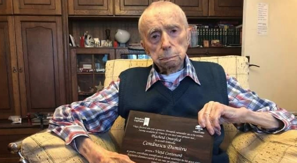 Al treilea cel mai bătrân om din lume este un român în vârstă de 111. Îi uram la multi ani! Iar lui Ion Iliescu îi urăm "La puscărie, animalule!", că timp mai e!