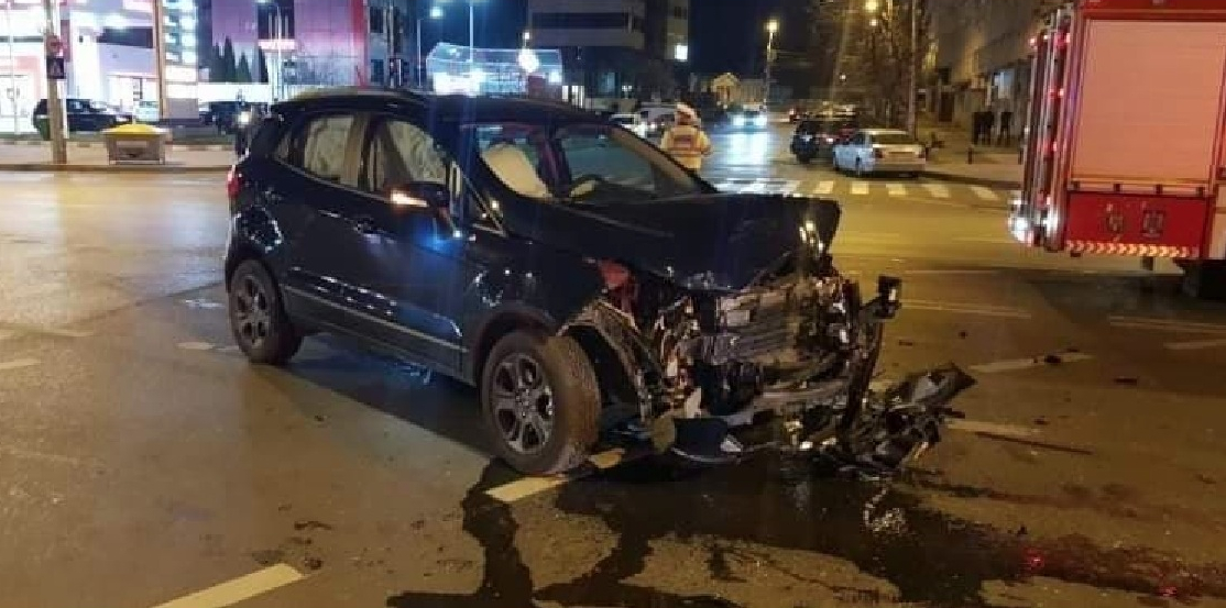 Mihai Chirică a avut un accident de maşină… A stricat maşina copilului!