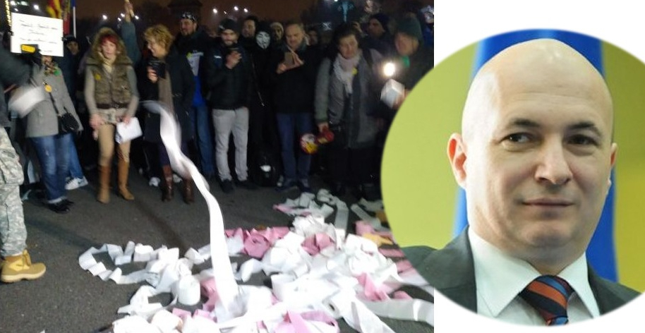 Codrin Ștefănescu i-a devenit inutil lui Dragnea după ce protestatarii au umplut sediul PSD cu hârtie igienică!