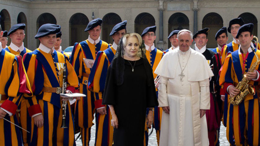 Viorica critică paza de la Vatican: "Toți paznicii era în pijamale!"
