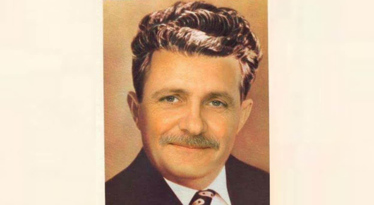Liviule, vezi că idolul tău Ceaușescu mai întâi a făcut pușcărie și după aia a fost dictator!