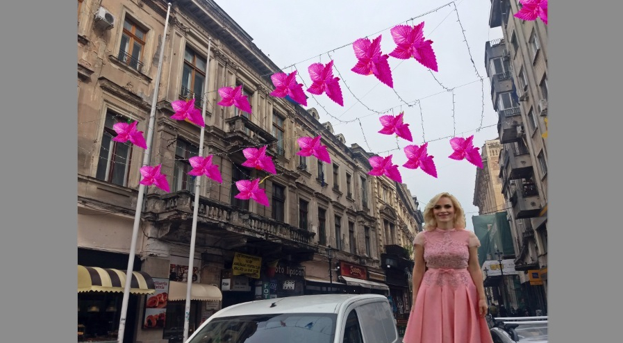 De Ziua Muncii, Firea a împodobit Bucureștiul cu mentă roz. "Vă aștept să o frecăm împreună!"