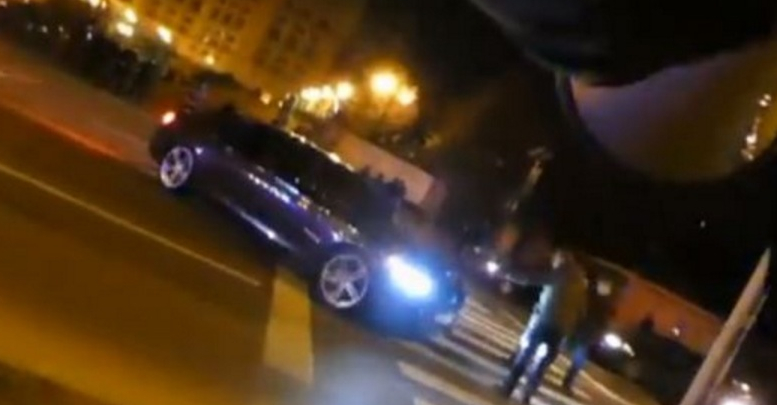Parlamentarii PSD au trecut la terorism: intră cu mașina în cetățeni!