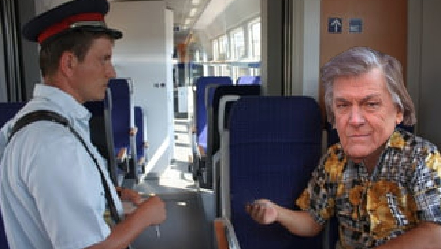 Trenul Cluj-Bucureşti întârziat atât de mult încât Florin Piersic a rămas fără subiecte pe durata călătoriei!