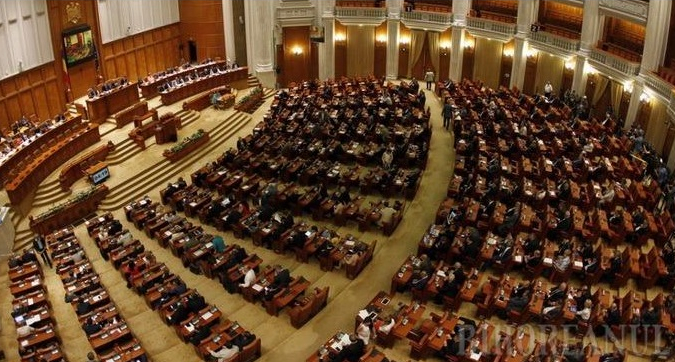 Nu era mai simplu ca cei 9,7 milioane de români de afară să-i gonească pe cei 465 de parlamentari dinăuntru?