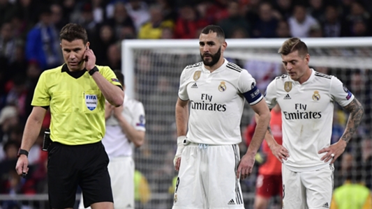 Măsuri dramatice după înfrângerea cu Ajax: Real Madrid transferă 2 arbitri în atac și 4 în apărare!