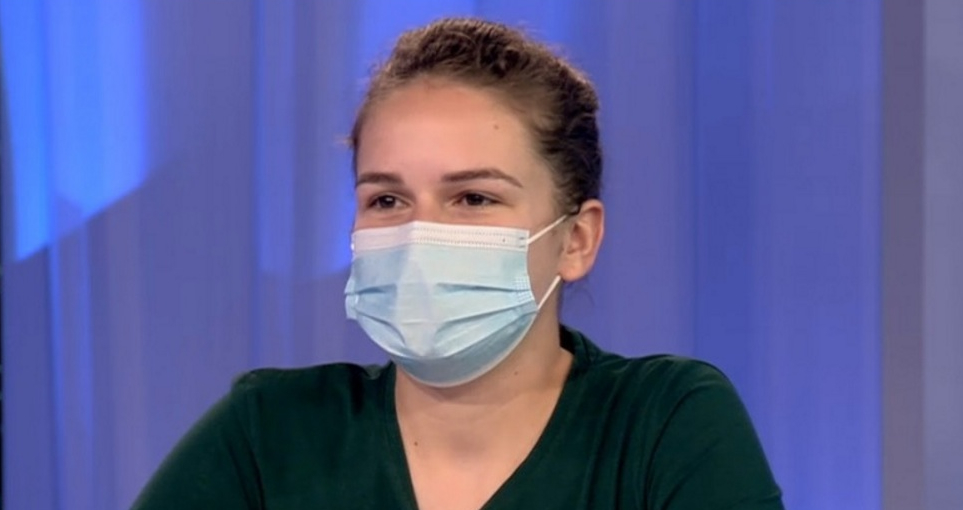 Tânăra care a mers 1.600 de km pentru a se vaccina a fost înjurată în daca veche pe Facebook: "Zgura Helix Mati! Batăr Zamolxe şe te batăr! Iaha, iaha, iaha upa Teutata Șoșoga!"