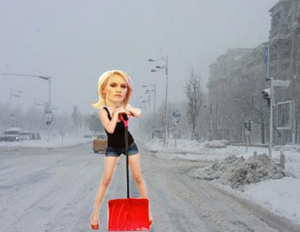 Ninge în București. Firea cere să se închidă școlile. Și conturile voastre de Facebook. Și Digi24!