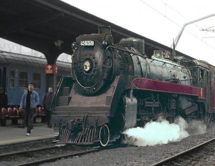 În Gara de Nord a sosit un tren întârziat din Al Doilea Război Mondial!