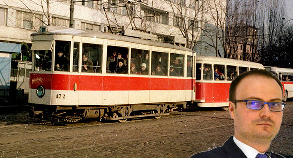 Un tramvai din anii 70 candidează la prezidențiale cu sloganul "Am mai multe clase decât Cumpănaşu!"